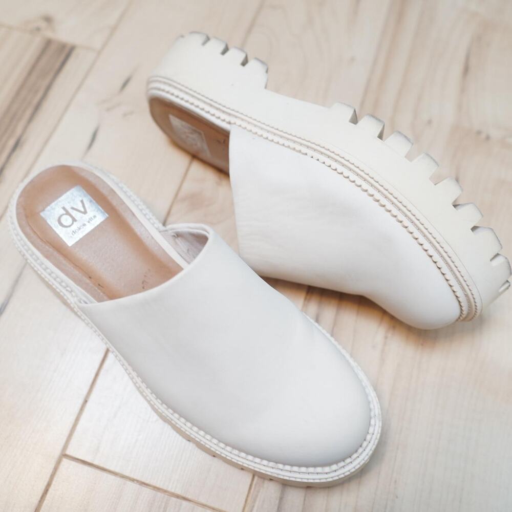 Dolce Vita White Platform Mules Lug Sole Size 9